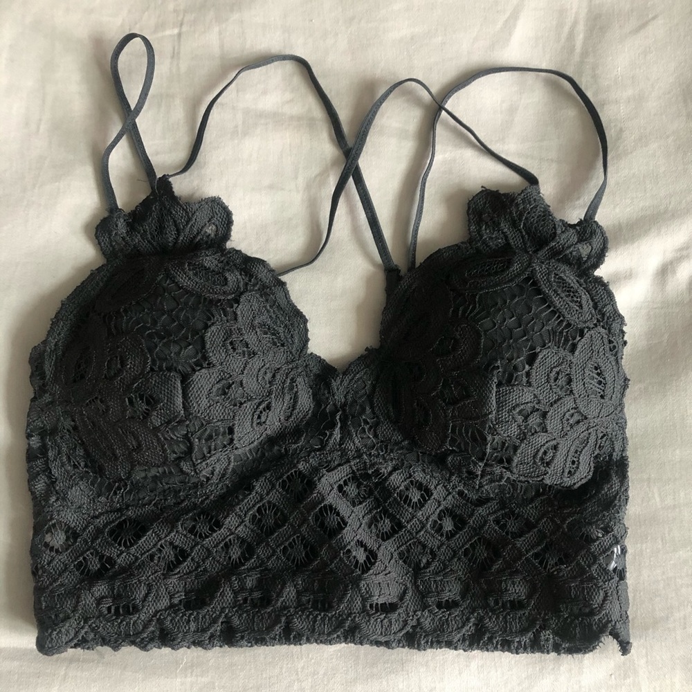 NWT! Strappy Black Lace Bralette